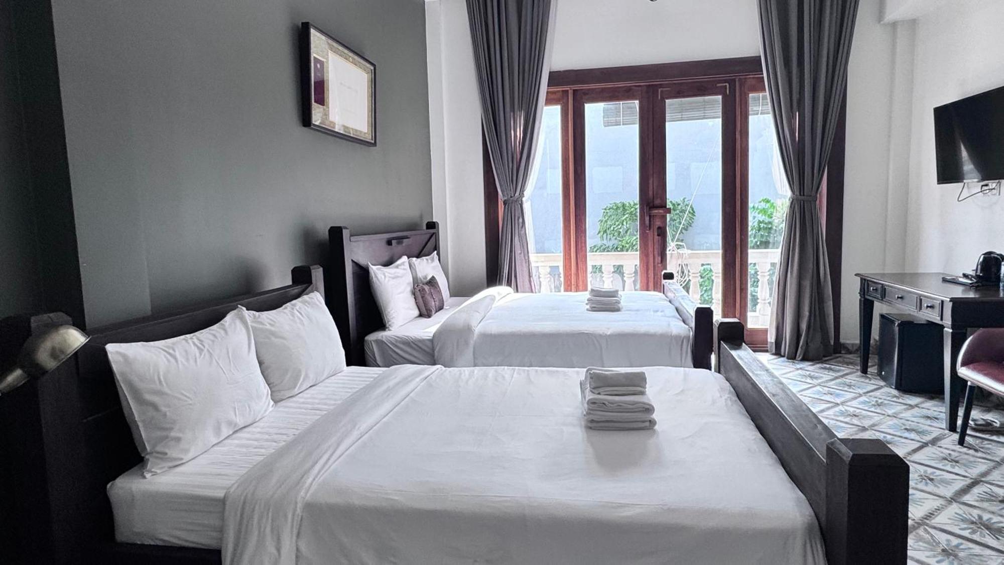 The J Break Boutique Hotel Kampot Exterior foto
